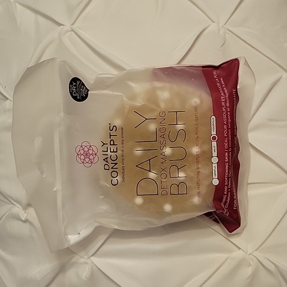 Daily concepts dry brush - Picture 1 of 1